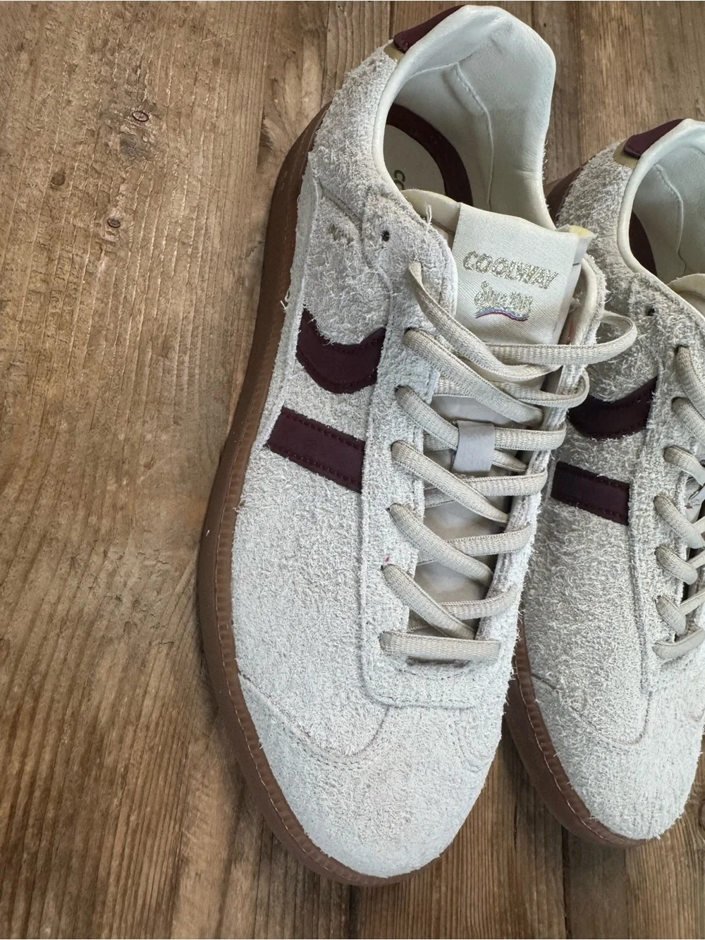 Men’s Coolway Duck Sneakers Beige Suede/Burgundy NWOB $120 Size 10 EU 44